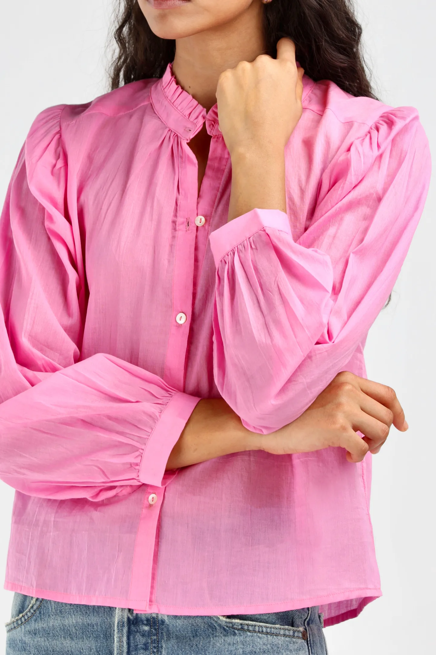 bluse_arles_in_bonbon_3.webp Ladneri Blusen & Tops<Bluse Arles in Bonbon