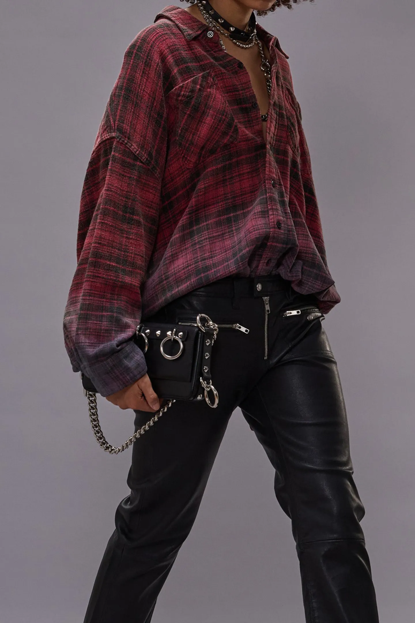 bluse_drop_neck_workshirt_1.webp R13 Blusen & Tops<Bluse Drop Neck Workshirt in Red Dip Dye