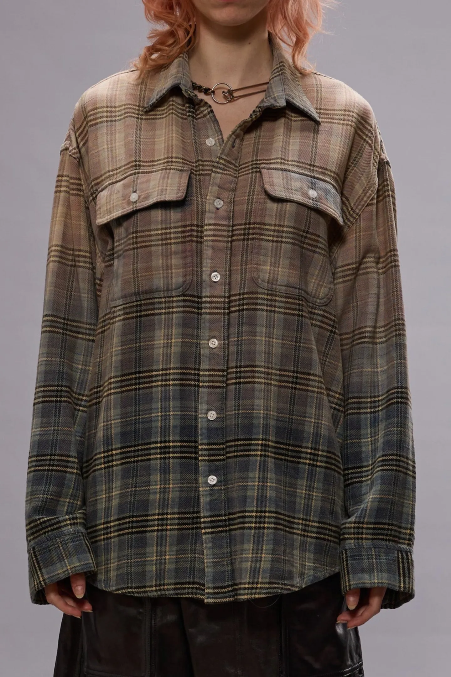 bluse_relaxed_workshirt_i_1.webp R13 Blusen & Tops<Bluse Relaxed Workshirt in Bleached Blue