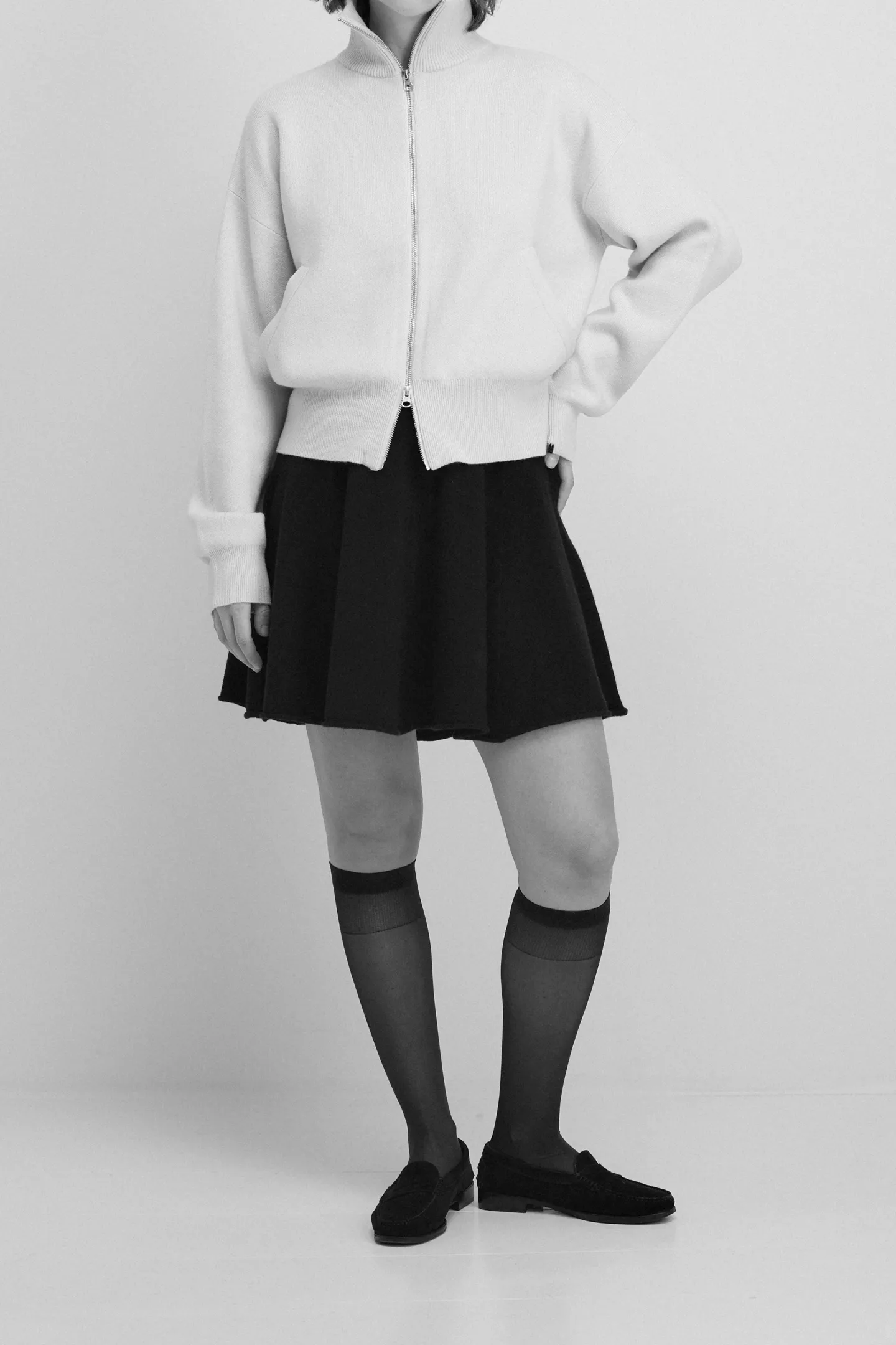 cardigan_xtra_cute_n__in__1.webp Extreme Cashmere Strickjacken<Cardigan Xtra Cute N° 385 in Manicure