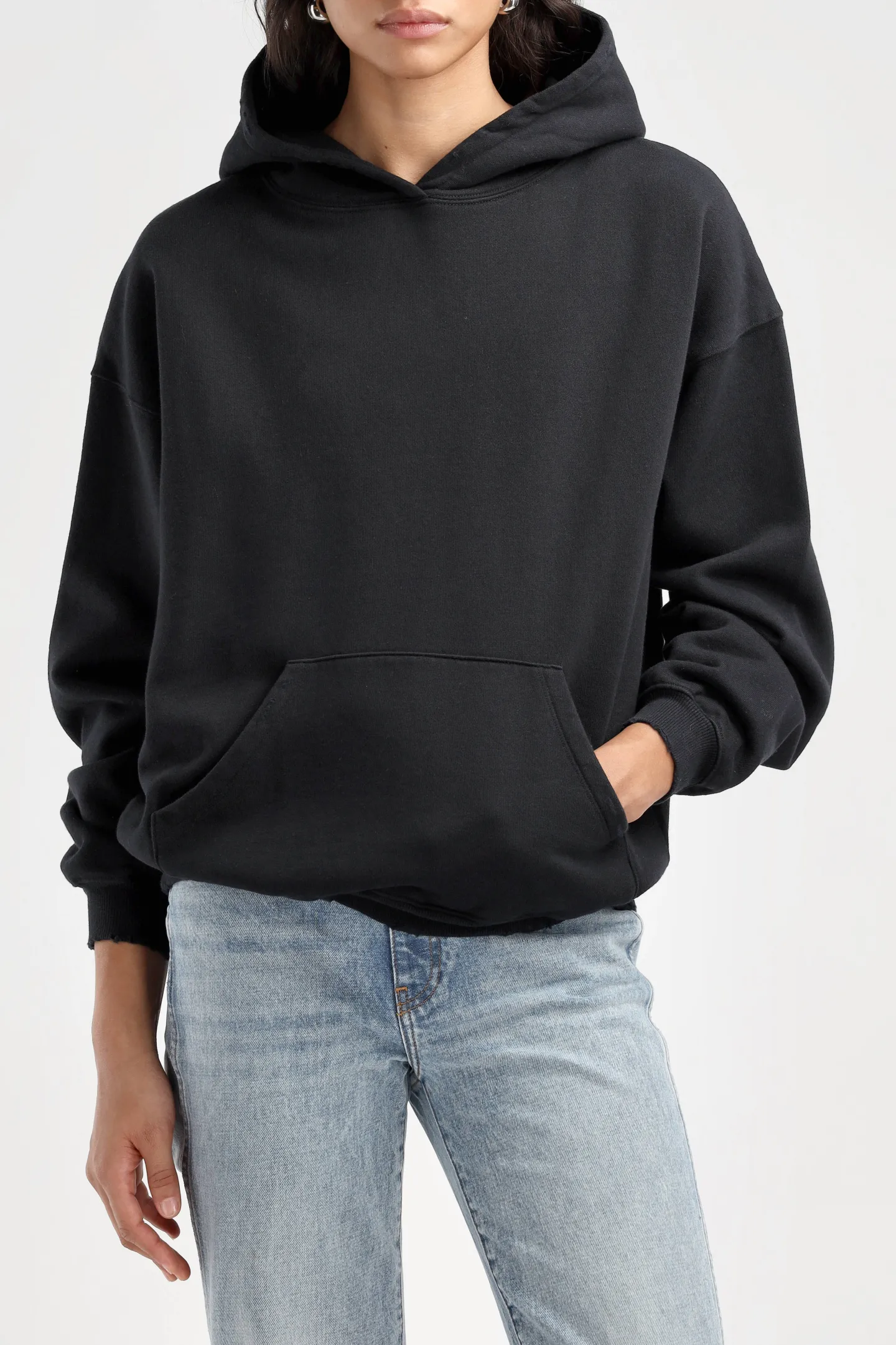 hoodie_clichy_in_schwarz_2.webp Ladneri Hoodies & Sweatshirts<Hoodie Clichy in Schwarz