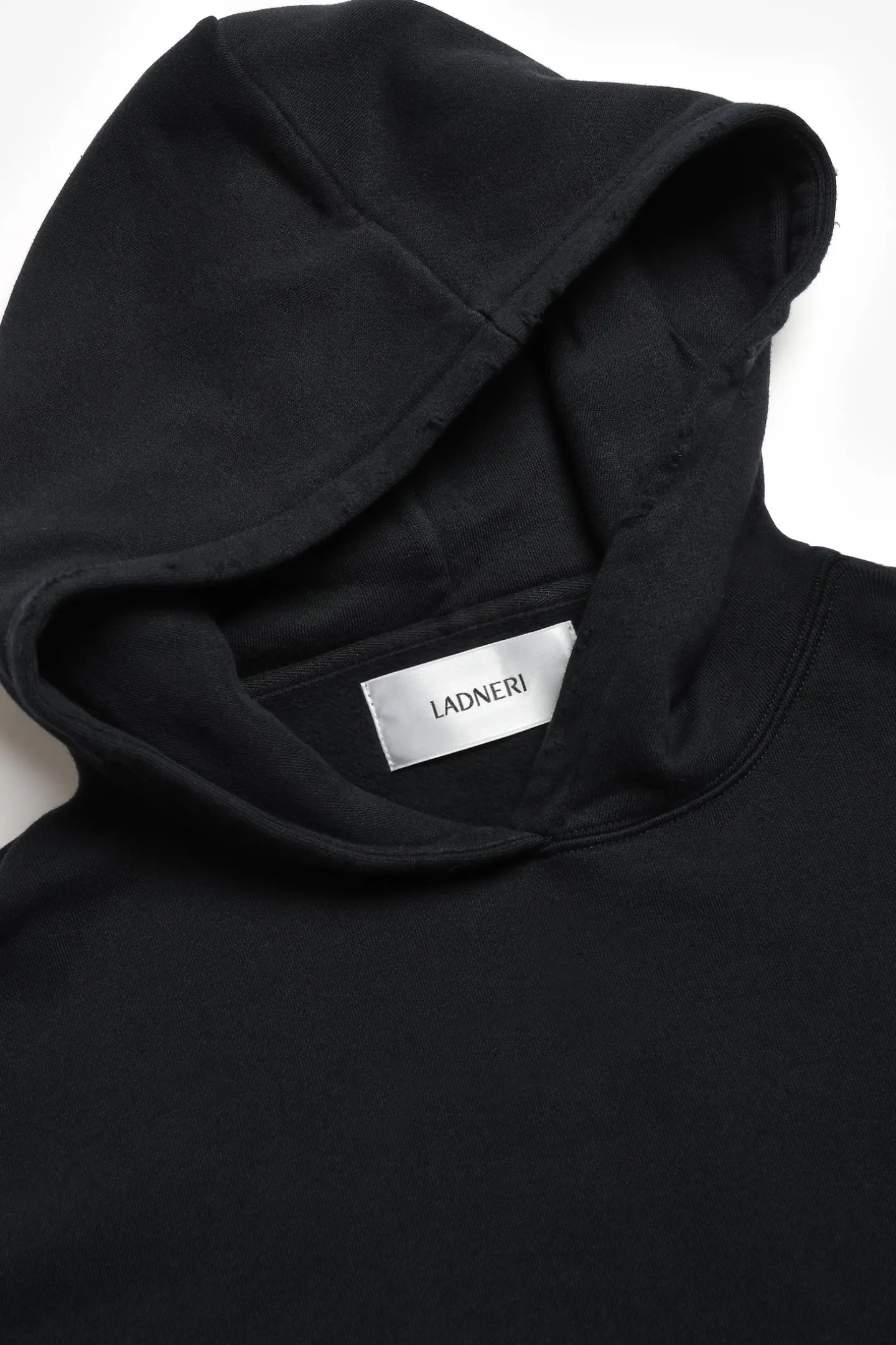hoodie_clichy_in_schwarz_7.webp Ladneri Hoodies & Sweatshirts<Hoodie Clichy in Schwarz