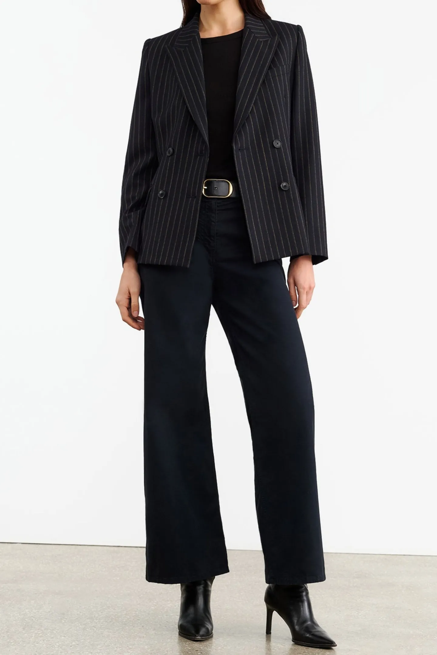 hose_megan_in_midnight_4.webp Nili Lotan Hosen & Jumpsuits<Hose Megan in Midnight