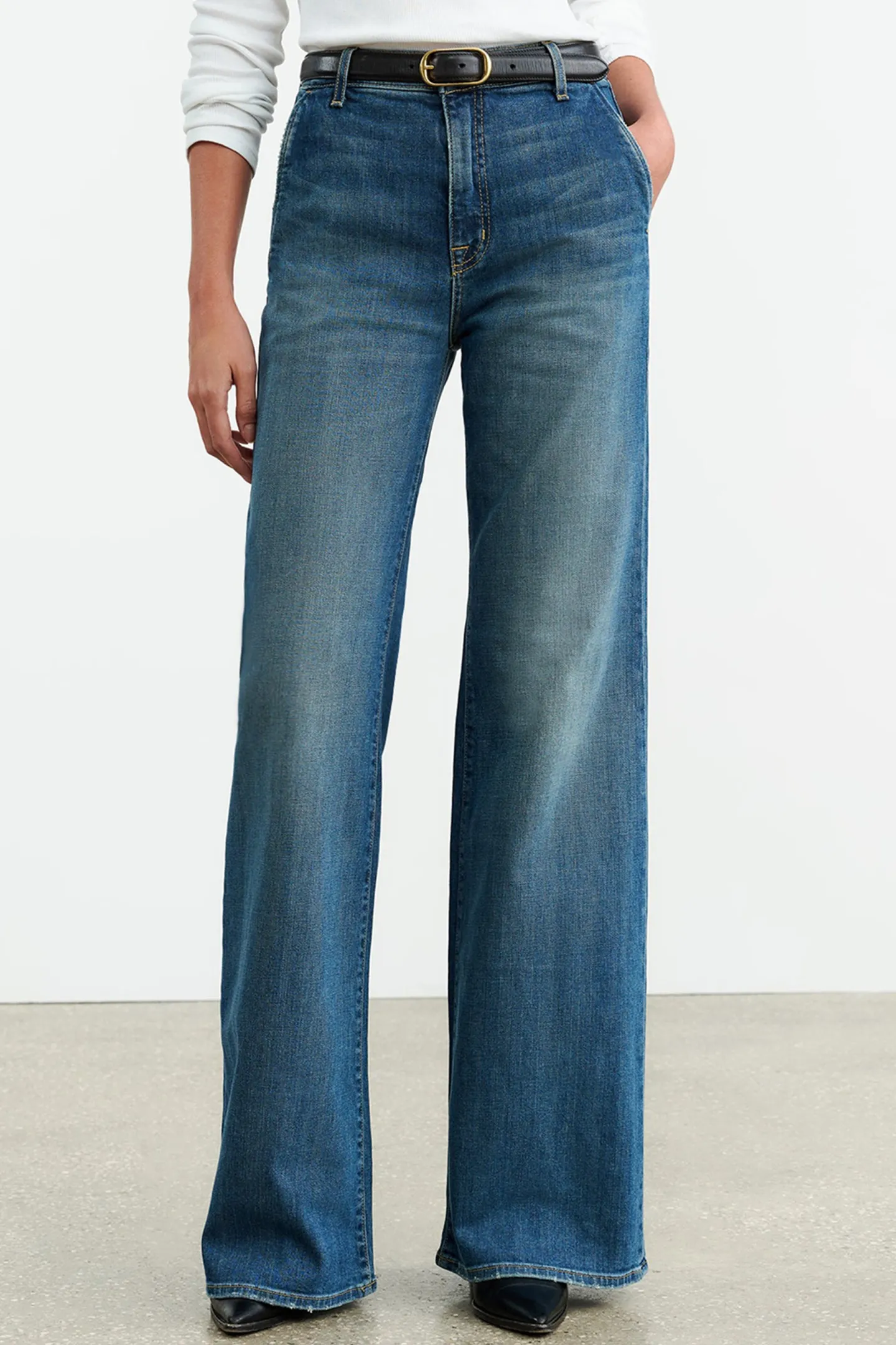 jeans_anna_in_classic_was_3.webp Nili Lotan Jeans<Jeans Anna in Classic Wash