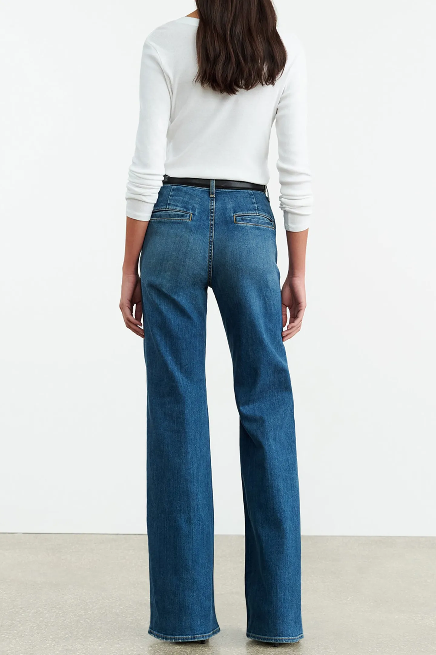 jeans_anna_in_classic_was_4.webp Nili Lotan Jeans<Jeans Anna in Classic Wash