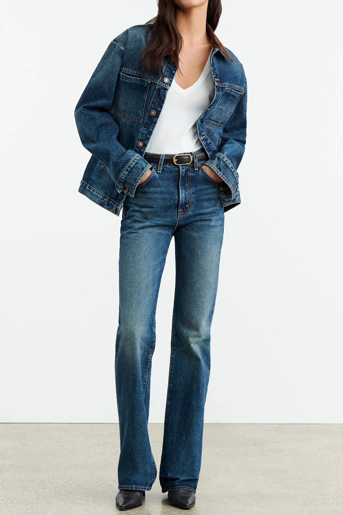 jeans_joan_in_simon_wash_1.webp Nili Lotan Jeans<Jeans Joan in Simon Wash
