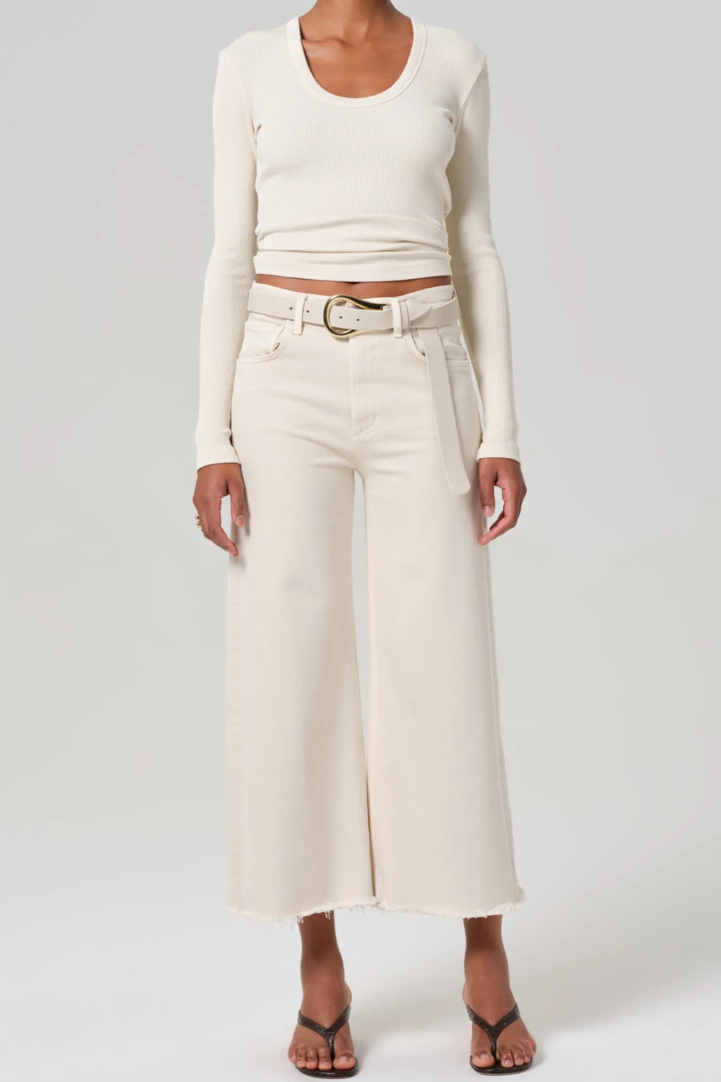 jeans_lyra_crop_in_almond_1.webp Citizens of Humanity Jeans<Jeans Lyra Crop in Almondette