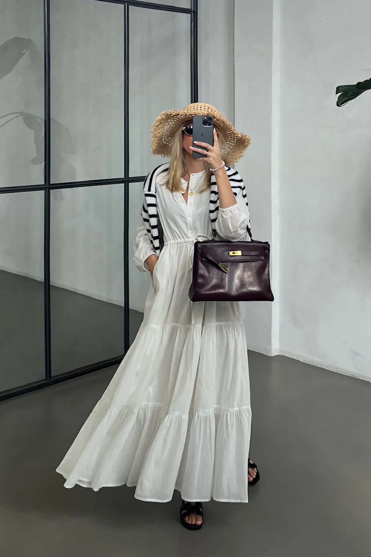 kleid_dazur_in_wei_6.webp Ladneri Kleider<Kleid d'Azur in Weiß