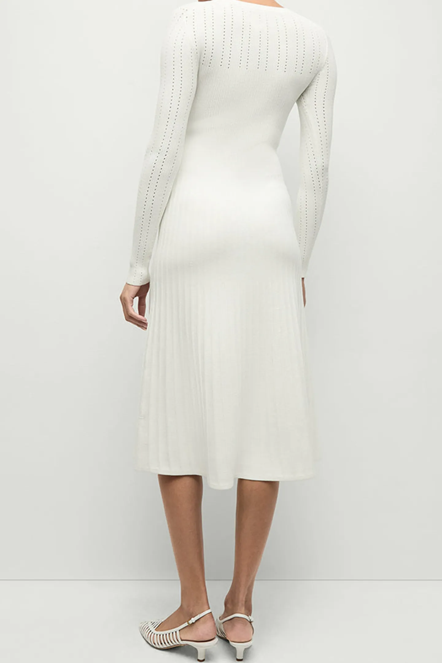 kleid_nami_in_off_white_4.webp Veronica Beard Kleider<Kleid Nami in Off White