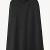 Lisa Yang Pullover<Poncho Annie in Schwarz