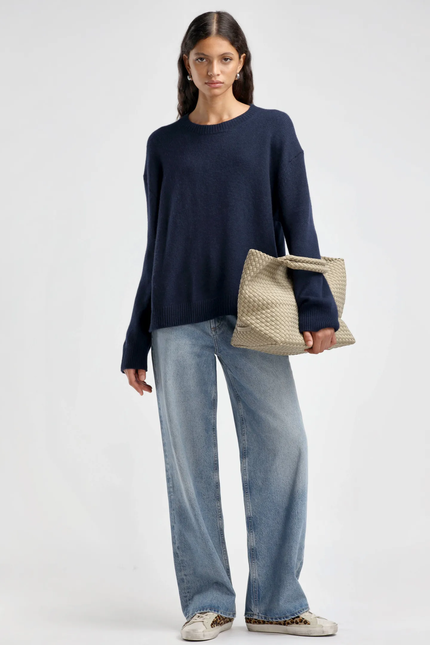 pullover_charlot_in_dark__1.webp Ladneri Pullover<Pullover Charlot in Dark Navy