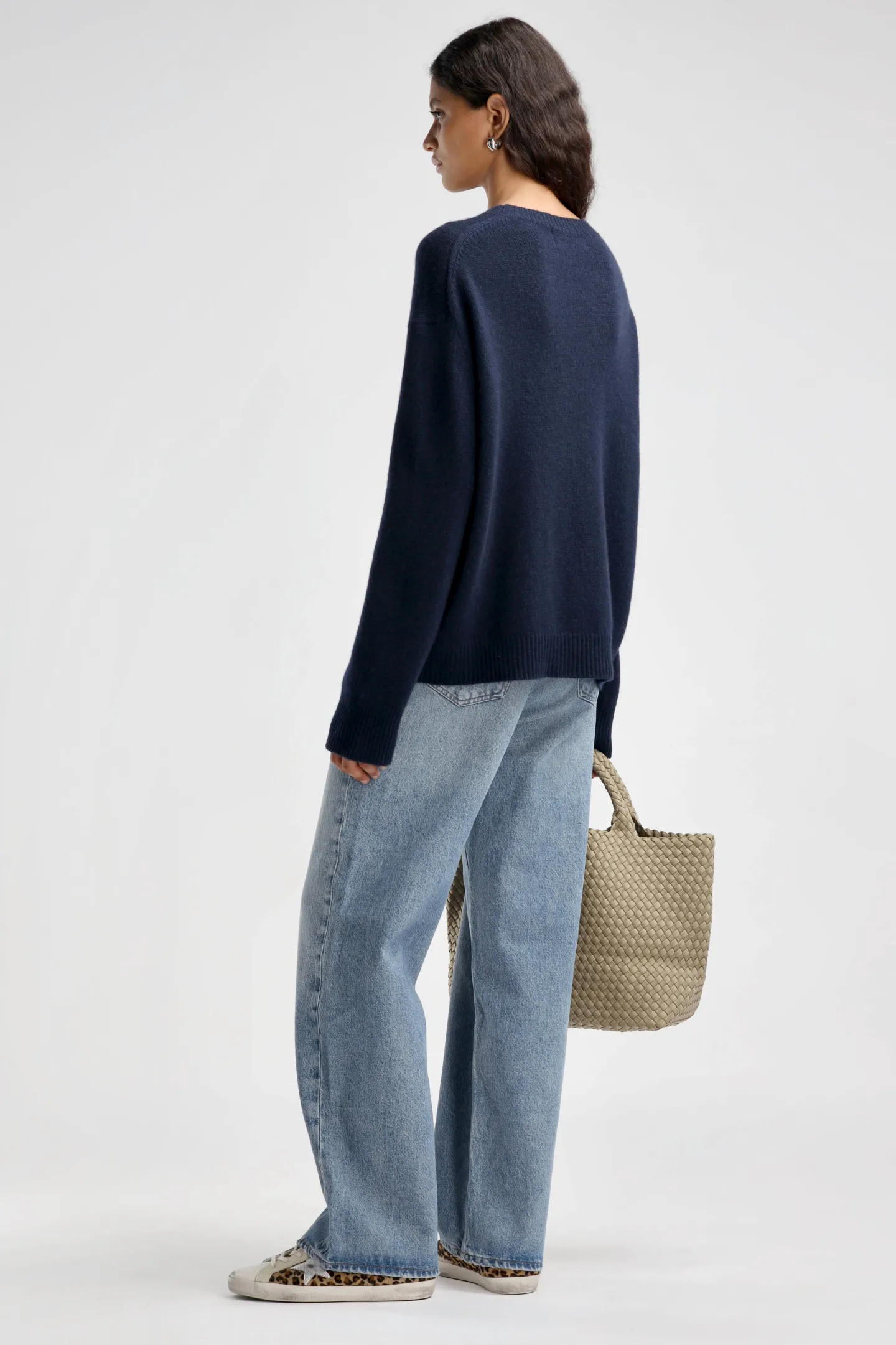 pullover_charlot_in_dark__3.webp Ladneri Pullover<Pullover Charlot in Dark Navy