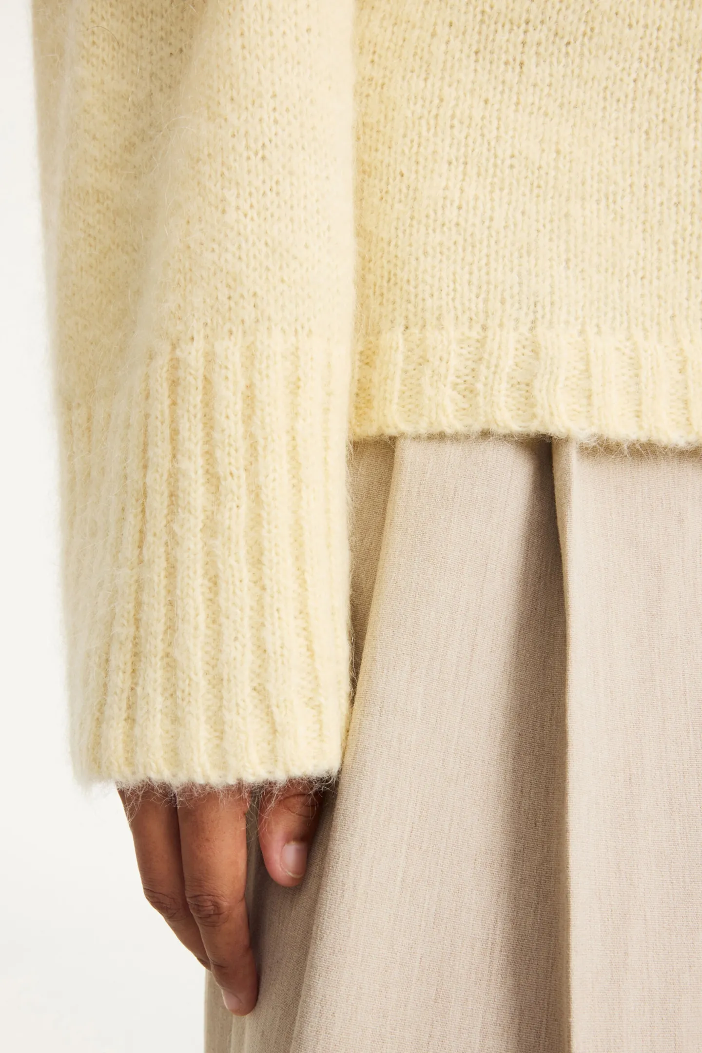 pullover_cierra_in_sea_mi_4.webp by Malene Birger Pullover<Pullover Cierra in Sea Mist