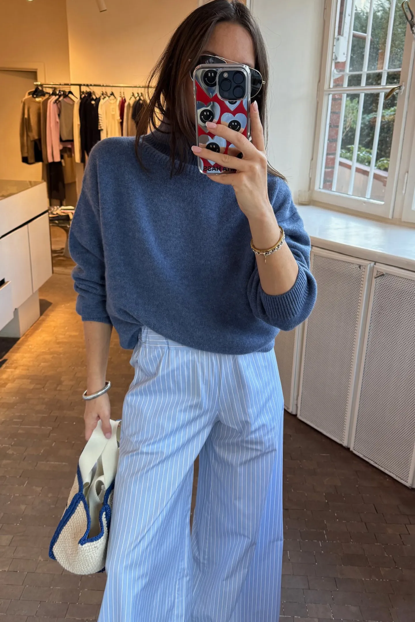pullover_jardin_in_smoke__5.webp Ladneri Pullover<Pullover Jardin in Smoke Blue