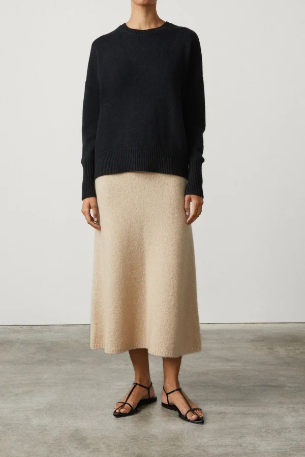 Lisa Yang Pullover<Pullover Mila in Schwarz