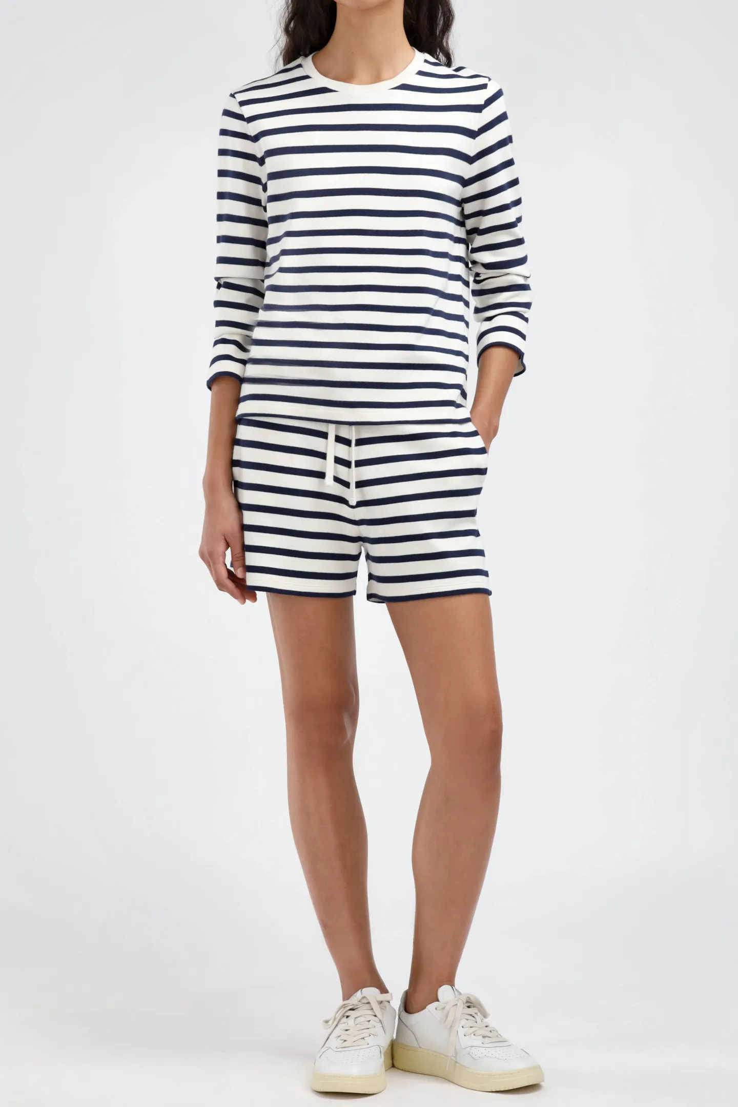 shorts_mimizan_in_ivoryna_2.webp Ladneri Shorts<Shorts Mimizan in Ivory/Navy