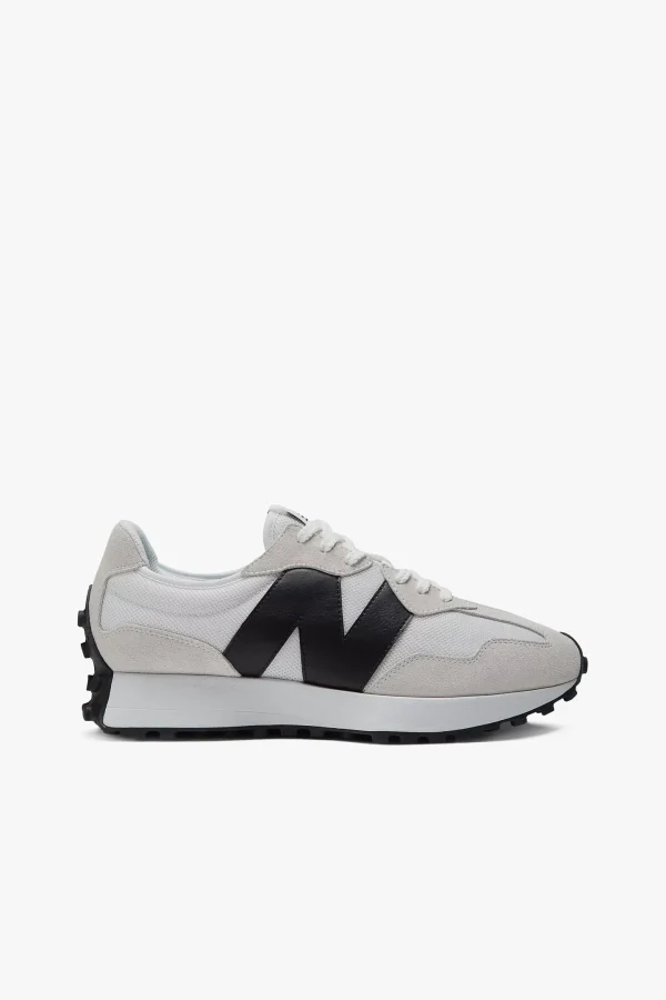New Balance Sneaker | Low Top<Sneaker 327 in Schwarz/Weiß