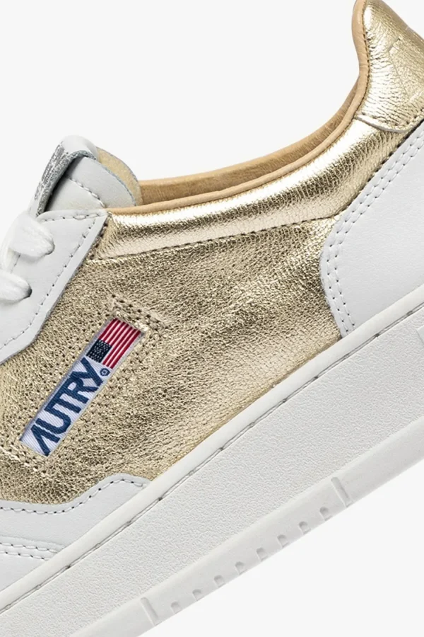 Autry Low Top | Sneaker<Sneaker Medalist Low in White Goat/Platinum