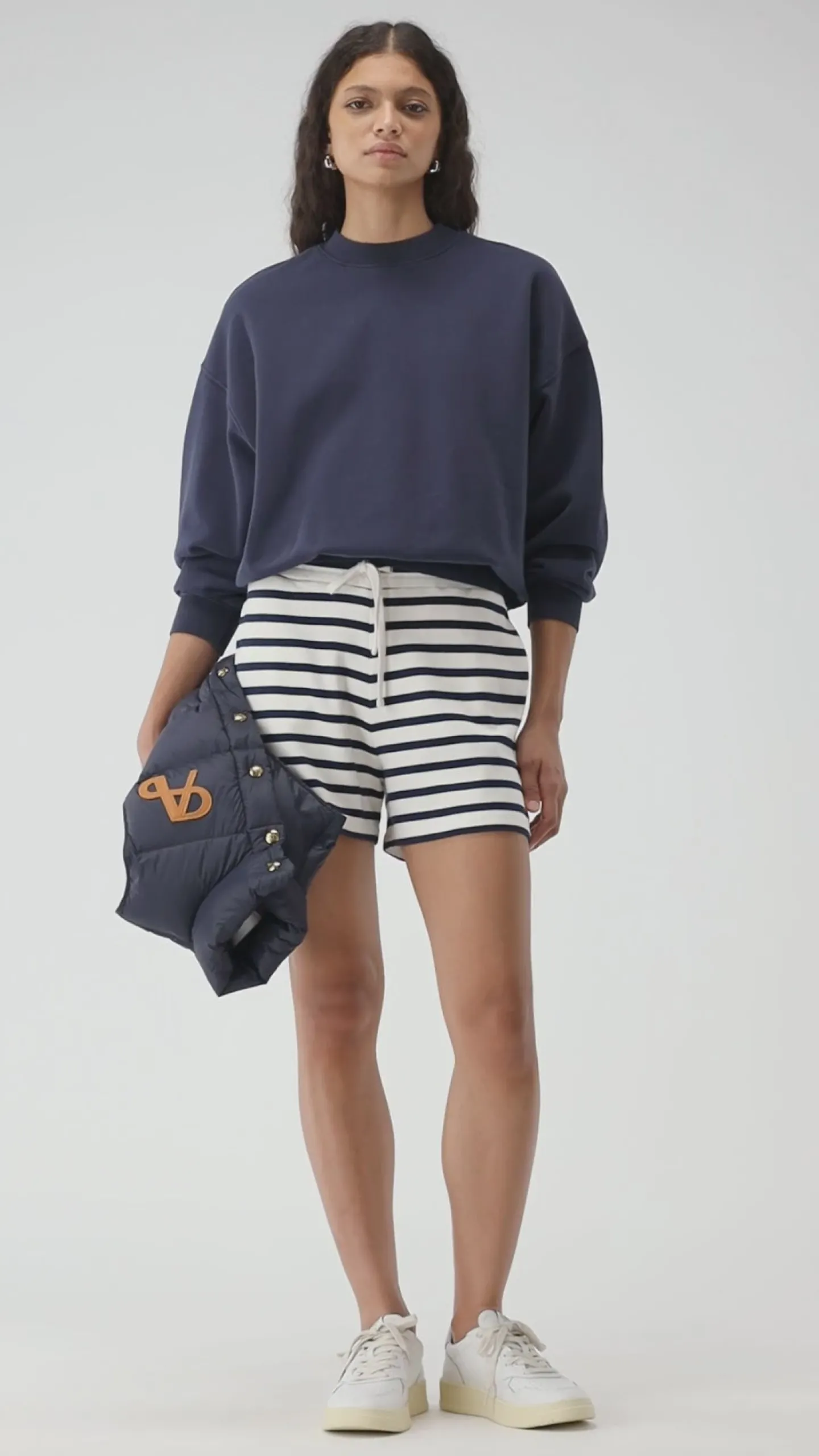 sweatshirt_montmartre_in__4-3.webp Ladneri Hoodies & Sweatshirts<Sweatshirt Montmartre in Dark Navy