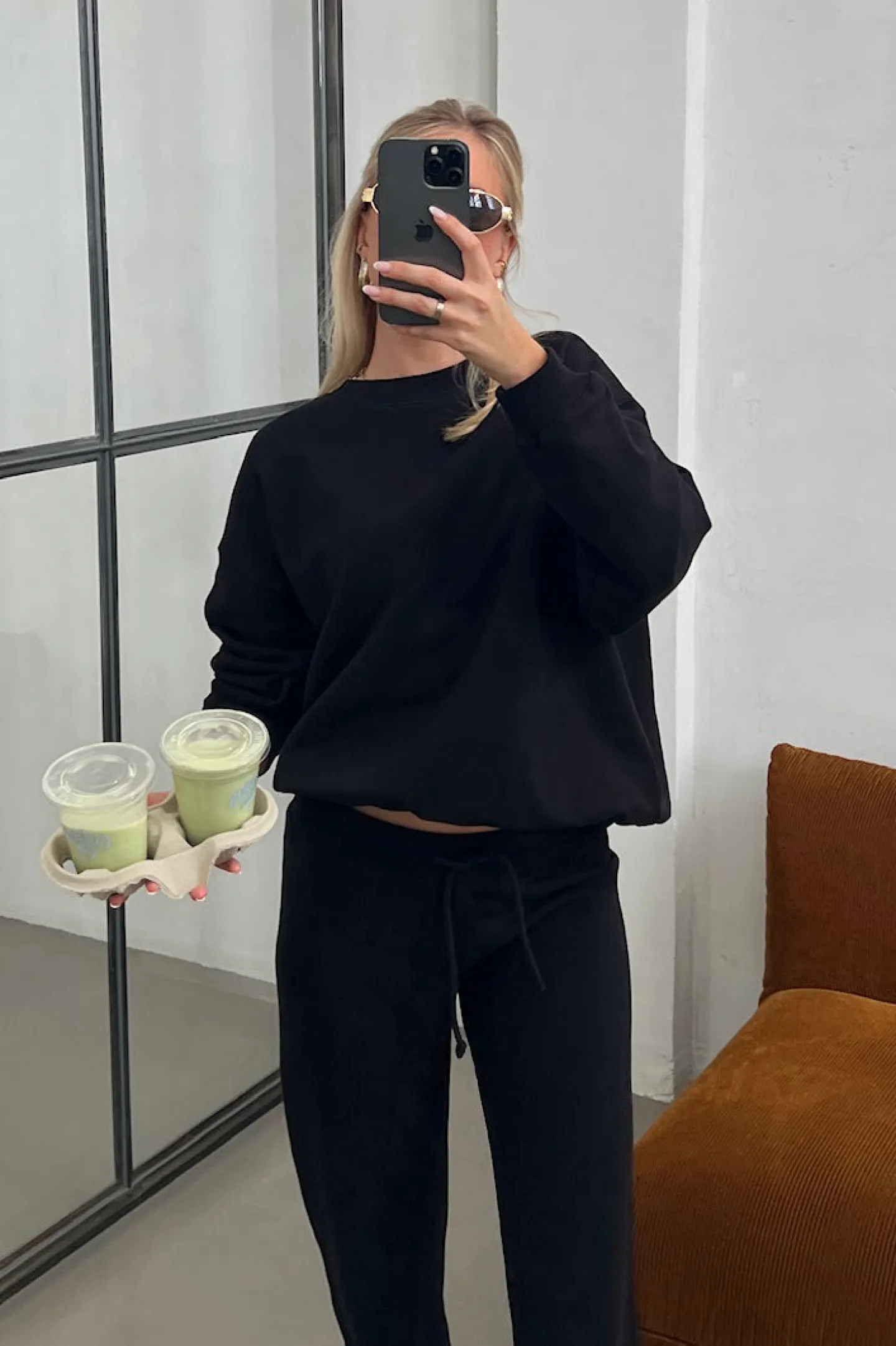 sweatshirt_montmartre_in__5-1.webp Ladneri Hoodies & Sweatshirts<Sweatshirt Montmartre in Schwarz