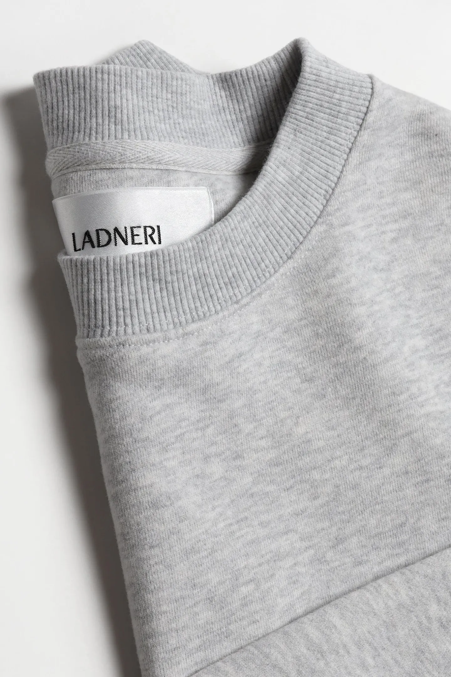sweatshirt_montmartre_in__7-2.webp Ladneri Hoodies & Sweatshirts<Sweatshirt Montmartre in Grey Melange
