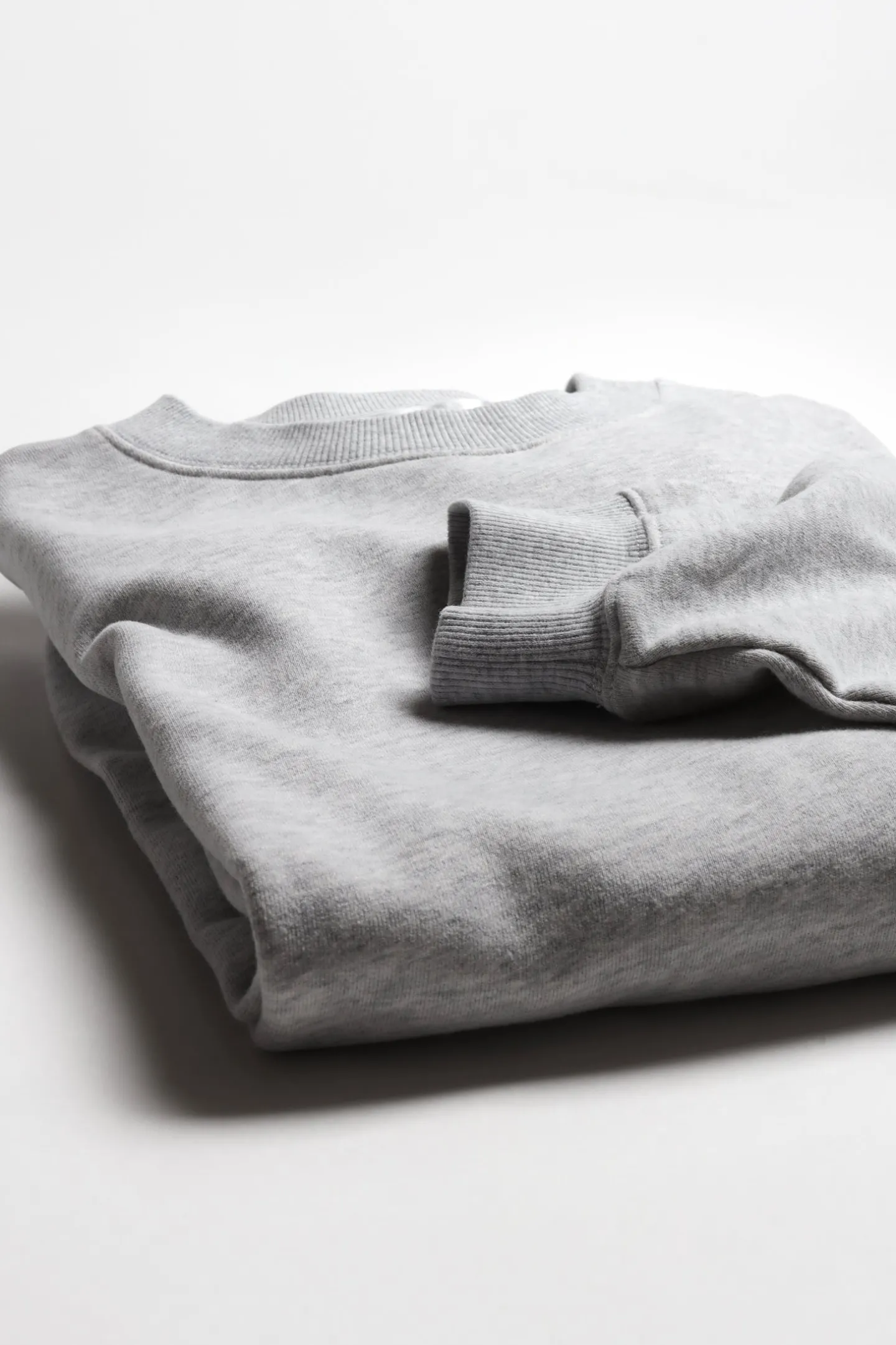 sweatshirt_montmartre_in__9-1.webp Ladneri Hoodies & Sweatshirts<Sweatshirt Montmartre in Grey Melange