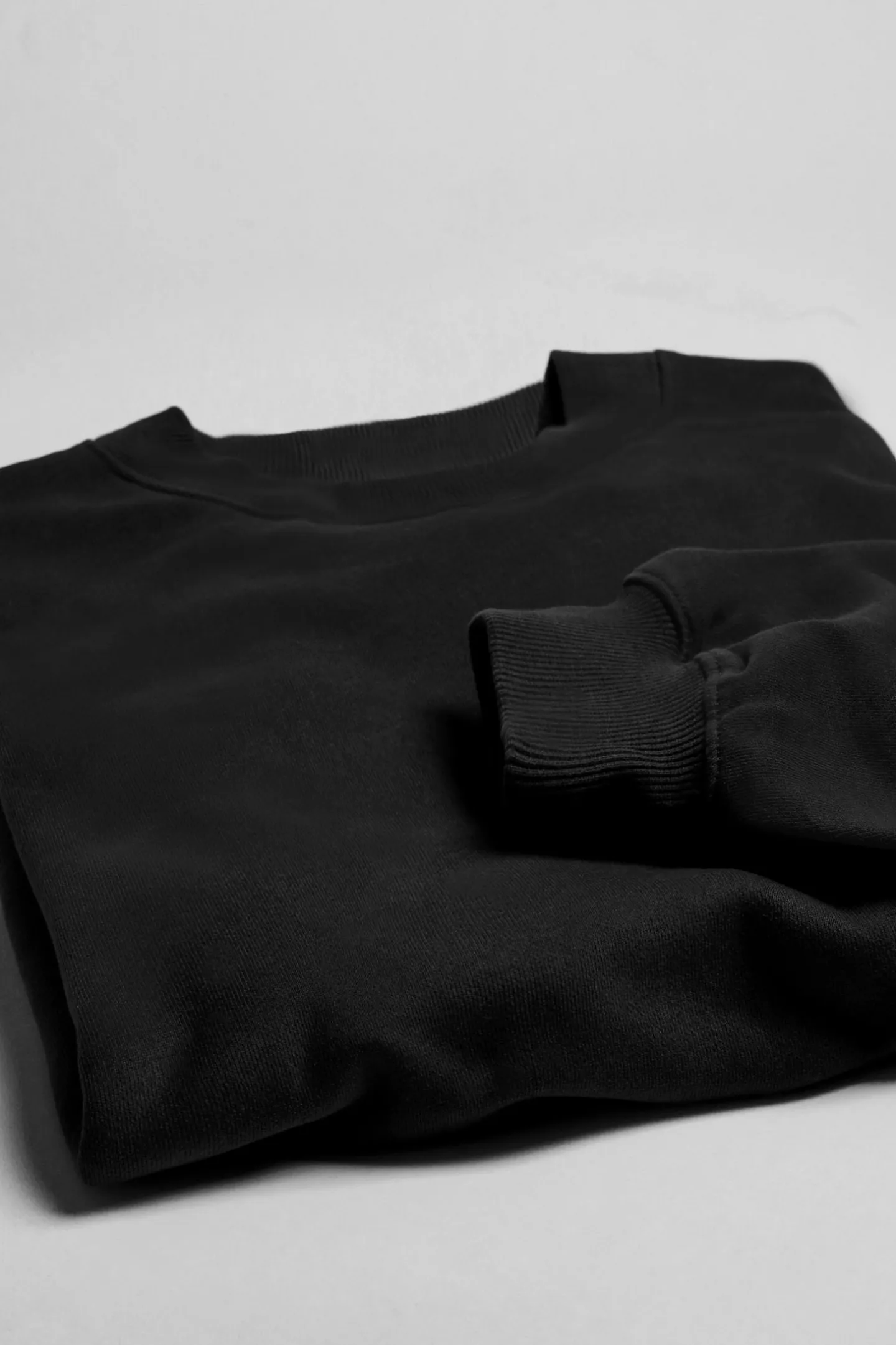 sweatshirt_montmartre_in__9.webp Ladneri Hoodies & Sweatshirts<Sweatshirt Montmartre in Schwarz
