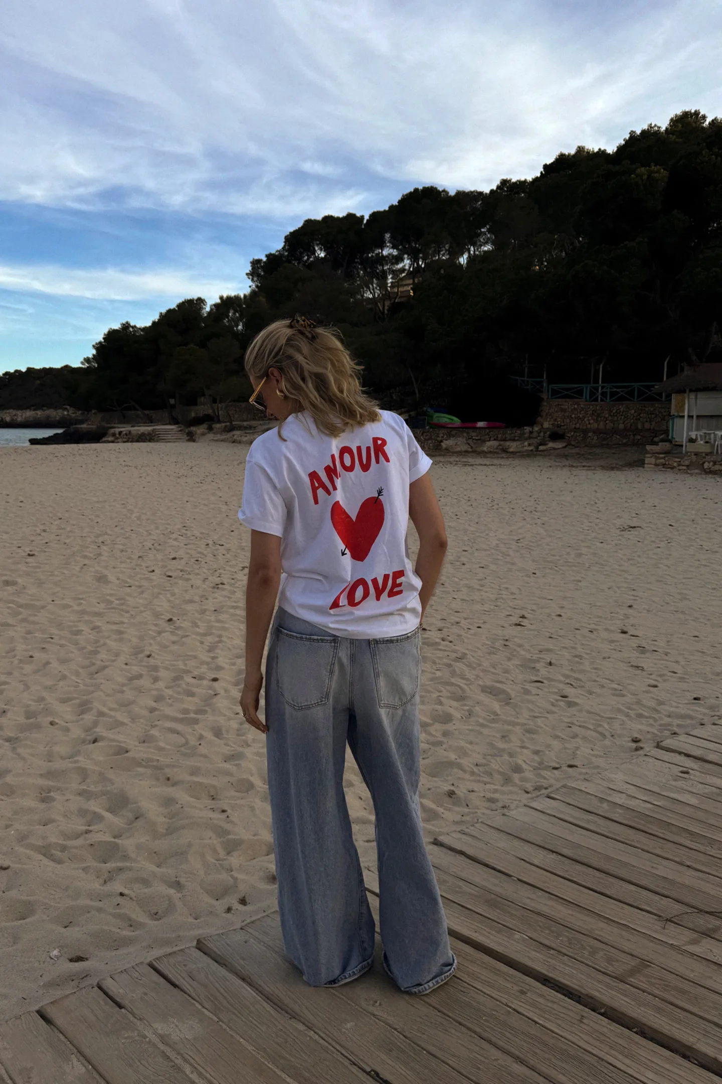 tshirt_amour_in_wei_4.webp Anita Hass Shirts, Tank Tops & Longsleeves<T-Shirt 'Amour' in Weiß