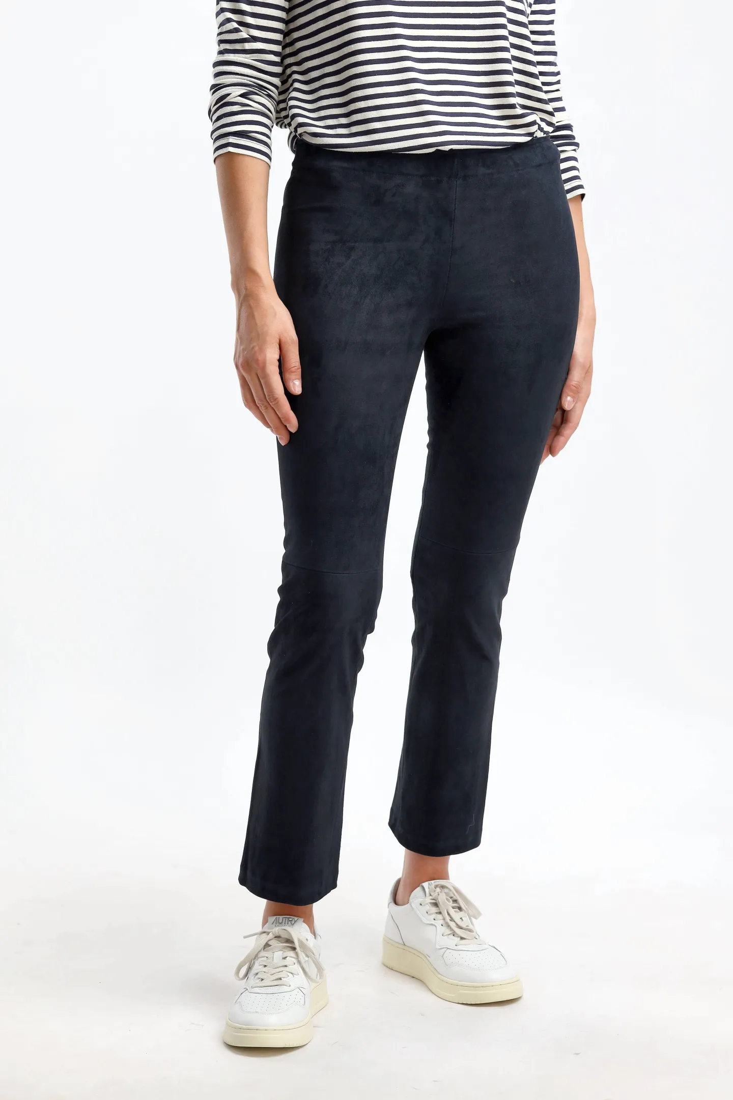 velourslederhose_jp_twent_1-1.webp Stouls Hosen & Jumpsuits<Velourslederhose JP Twenty in Notte