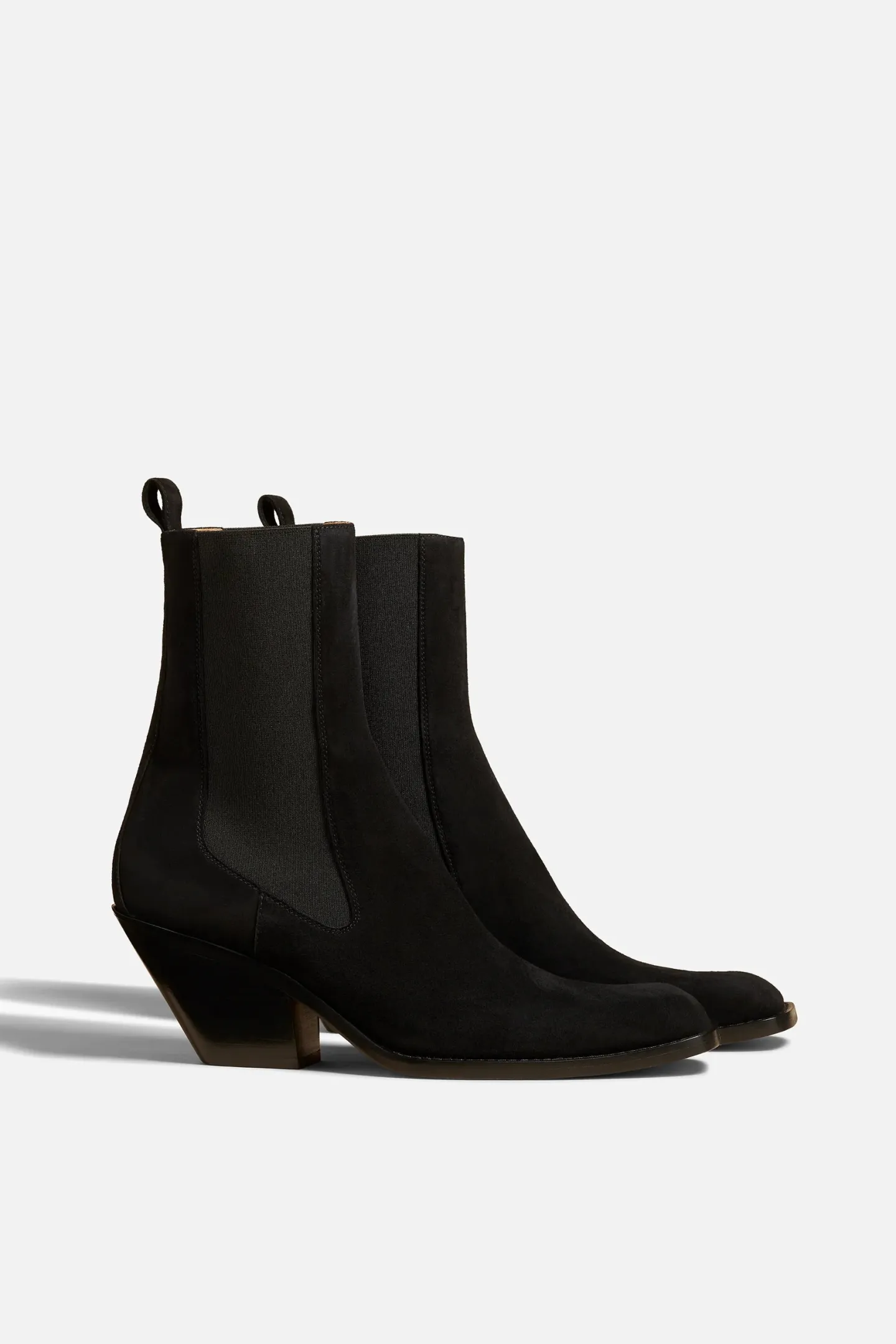 boots_austin_in_schwarz_2.webp Khaite Stiefel & Boots<Boots Austin in Schwarz