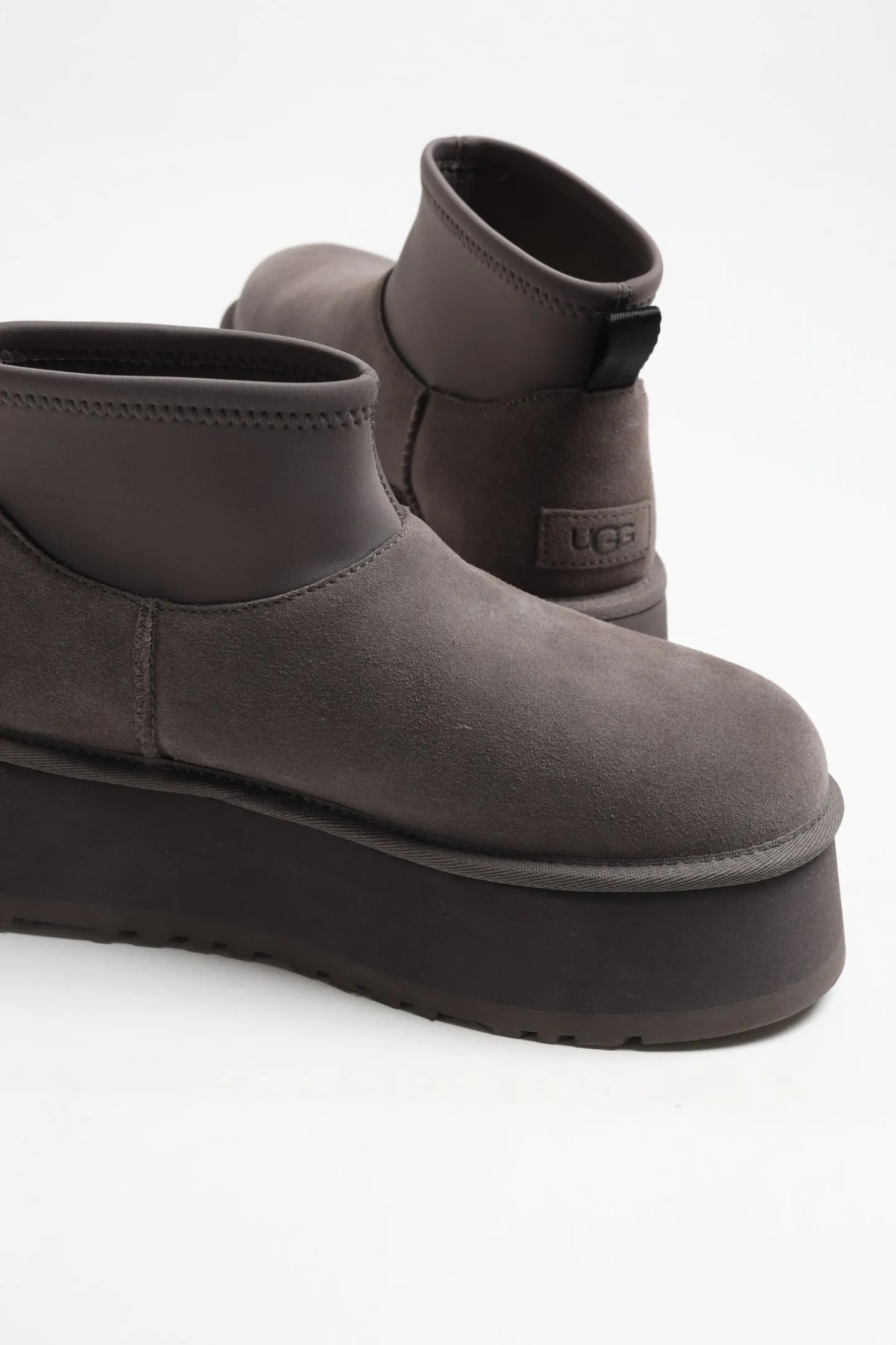 boots_mini_dipper_in_thun_1.webp UGG Stiefel & Boots<Boots Mini Dipper in Thundercloud