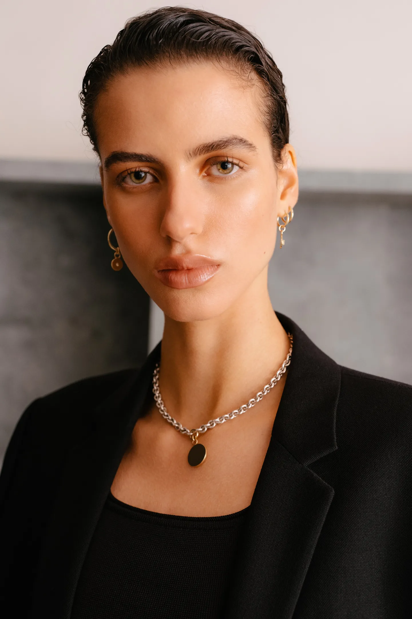 medial_token_in_gold_1.webp Lilian von Trapp Schmuck | Fine Jewelry<Medial Token in Gold