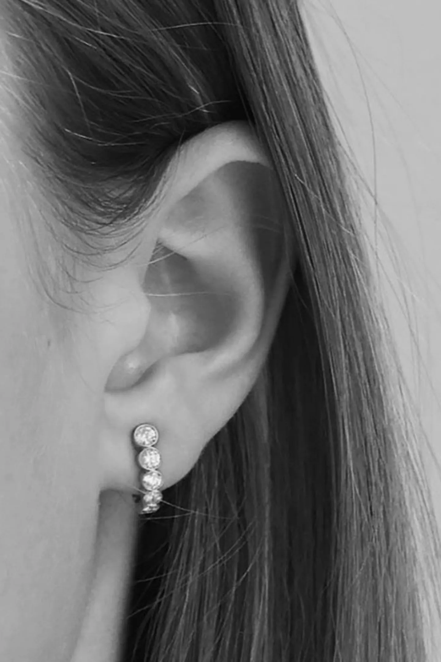 ohrring_petite_boucle_ens_1-1.webp Sophie Bille Brahe Schmuck | Fine Jewelry<Ohrring Petite Boucle Ensemble Weißgold