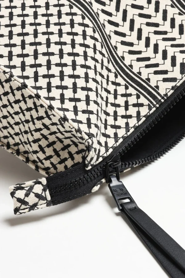 Lala Berlin x Anita Hass Clutches & Pouches<Pouch Pili 'Heart' in Schwarz/Weiß
