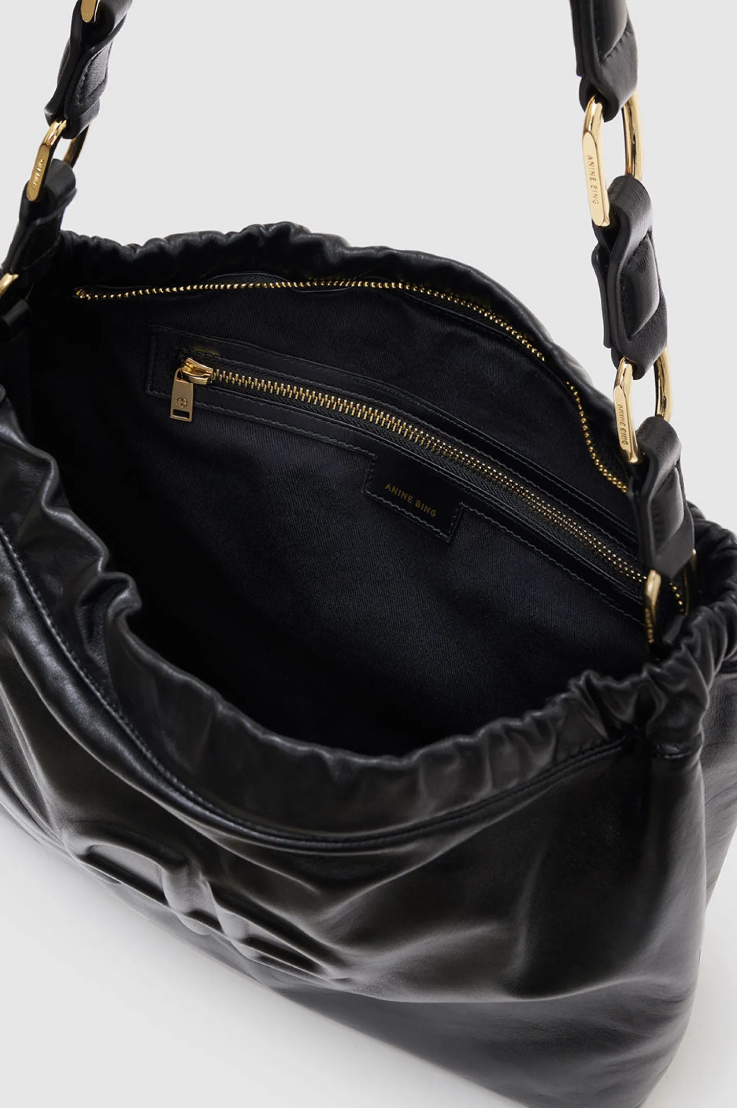shopper_kate_in_schwarz_2.webp Anine Bing Shopper<Shopper Kate in Schwarz