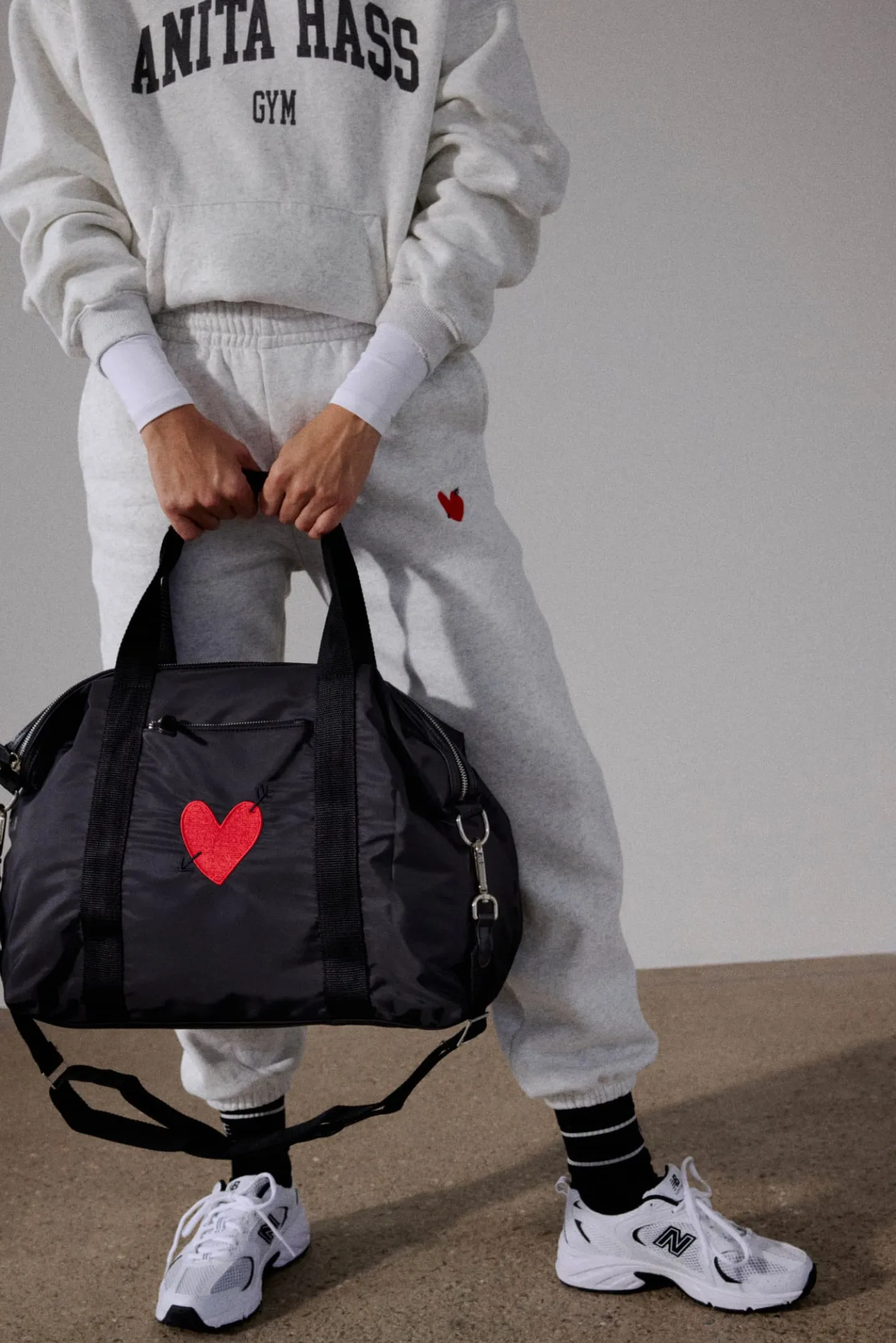 tasche_heart_in_black_nyl_3.webp Anita Hass Shopper<Tasche 'Heart' in Black Nylon