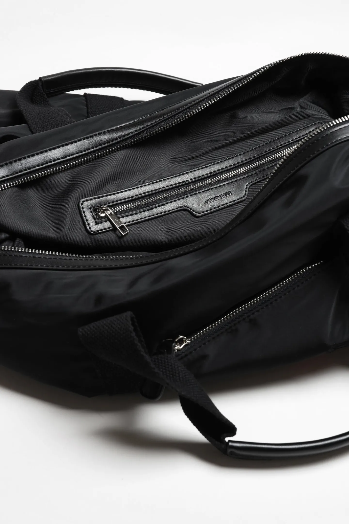 tasche_heart_in_black_nyl_7.webp Anita Hass Shopper<Tasche 'Heart' in Black Nylon