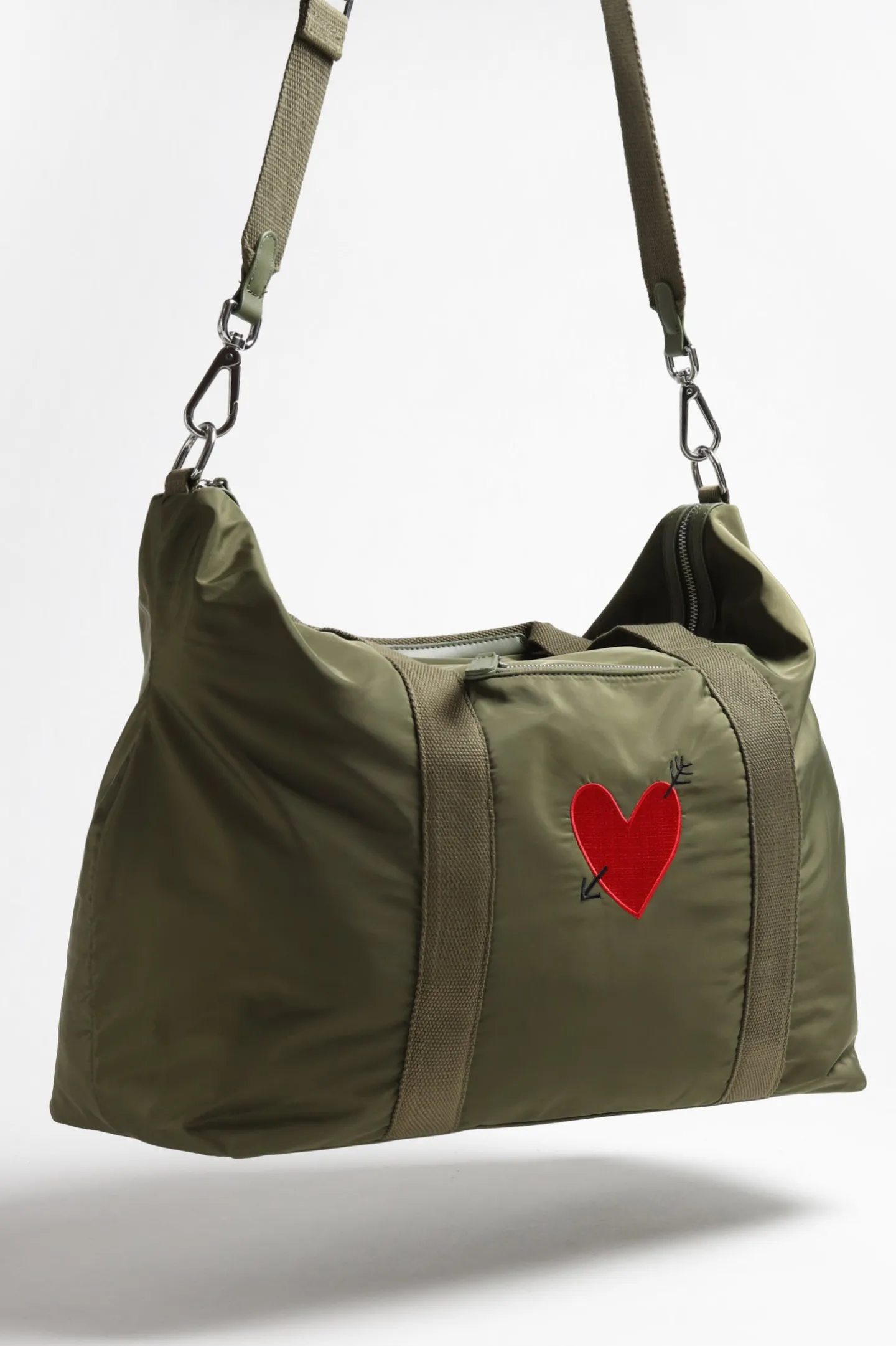 tasche_heart_in_oliv_nylo_3.webp Anita Hass Shopper<Tasche 'Heart' in Oliv Nylon