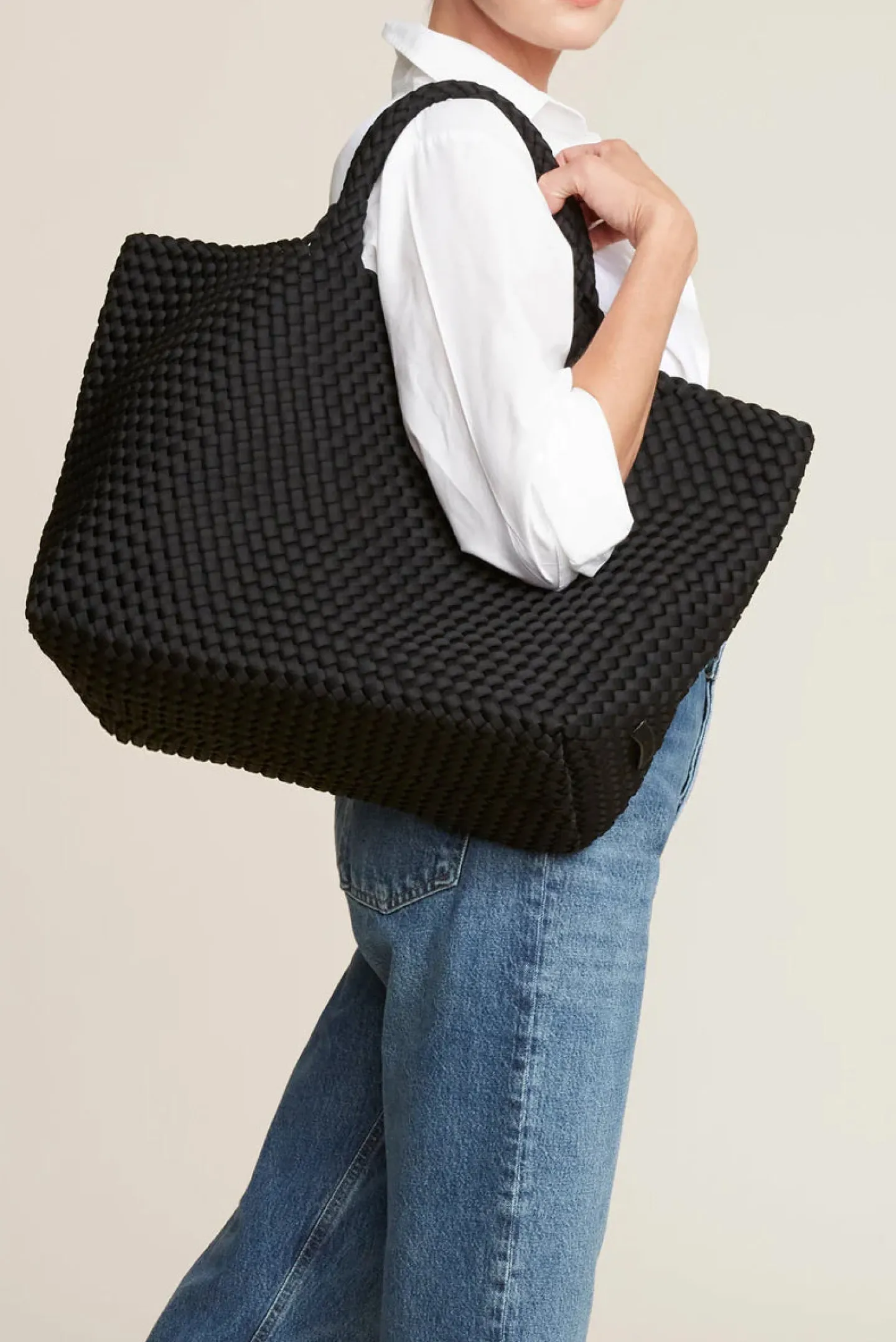 tasche_st_barths_large_in_6.webp Naghedi Shopper | Schultertaschen<Tasche St. Barths Large in Onyx