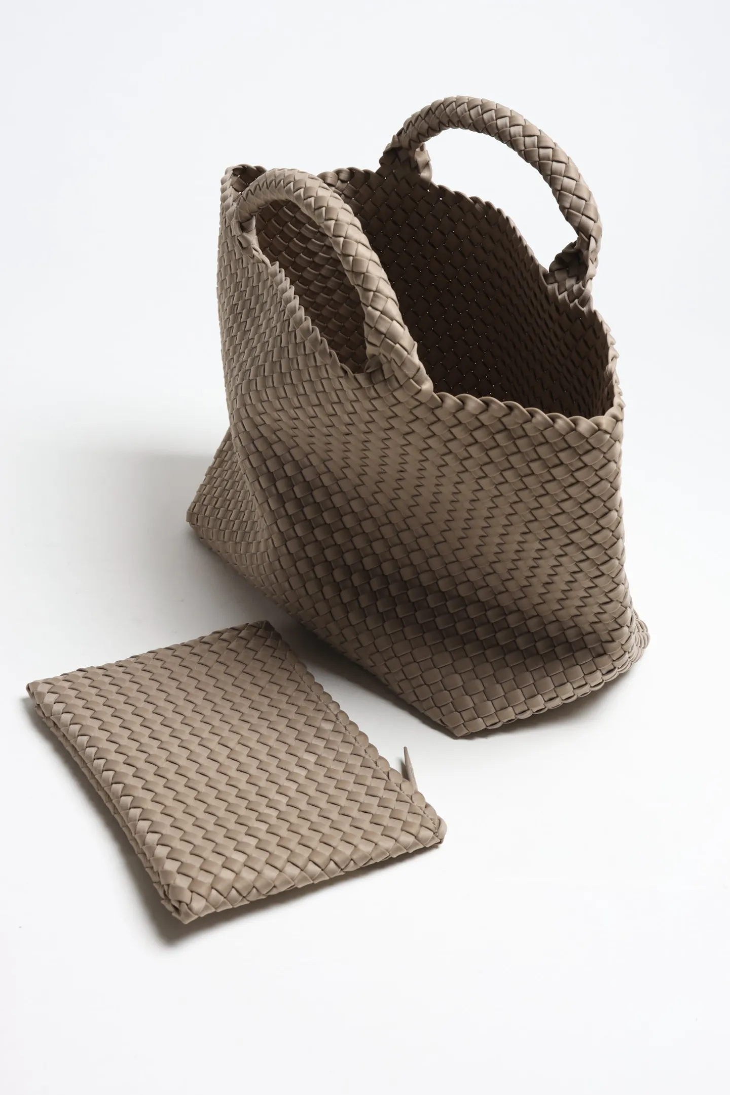 tasche_st_barths_medium_i_3-3.webp Naghedi Shopper | Schultertaschen<Tasche St. Barths Medium in Cashmere
